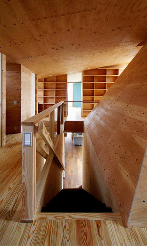 福岡・Ｘ：図書室