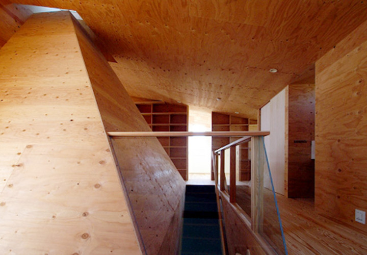 福岡・Ｘ：図書室