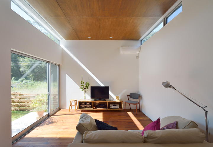 燦々と入る自然光外心地の良さをＵＰする癒やし系リビング