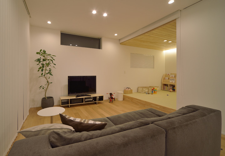 ナチュラルでシンプル、飽きのこないリビング