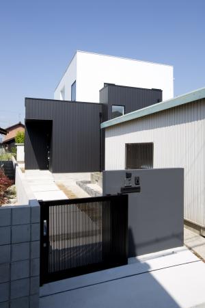 エンジョイ・ハウス