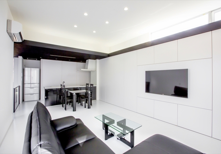 ハイサイドライトで明るいリビング