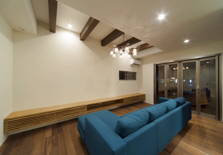 シェアハウス～住人が集うリビング