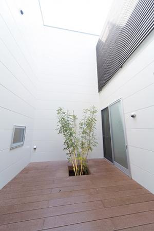 パティオのある家