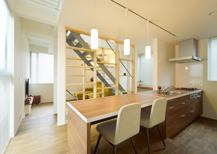 シーンの繋がる家