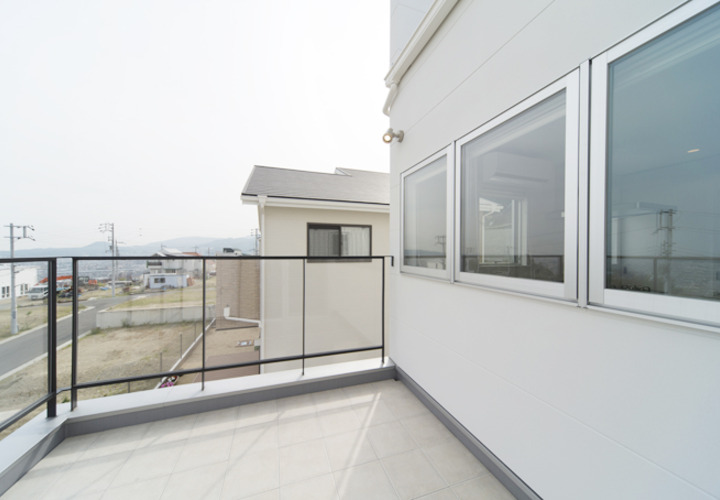 素晴らしい眺めの２階テラス