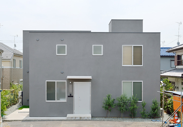 3つの建物は見えない前面道路からの眺め