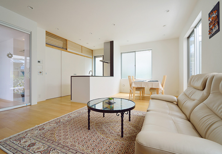 家族の顔が見える広々LDK