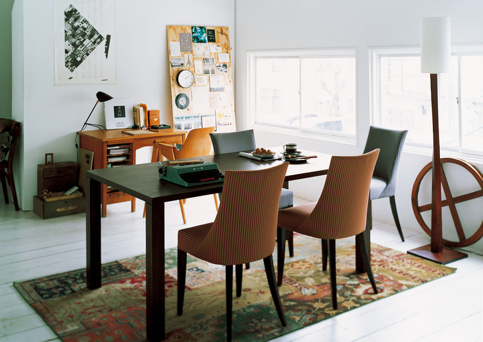 気取らずに上質で落ち着いた雰囲気のエスプリ漂うダイニング