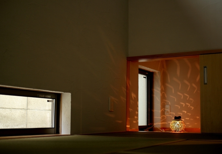 思い出の照明を活かした和室空間