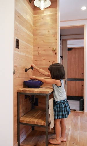 多機能な手洗いスペース