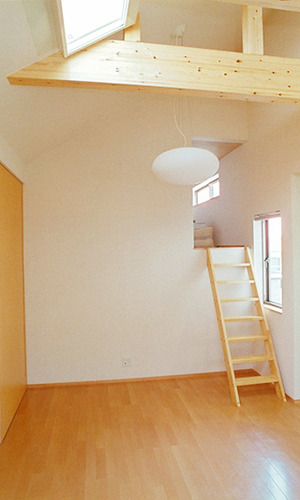 ロフトベットのある寝室