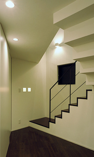 階段もスタイリッシュに
