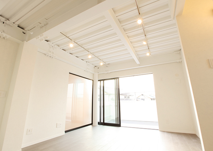 Limited House ― リミテッド・ハウス