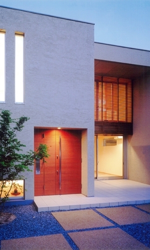 幸せな灯りがこぼれる夕景