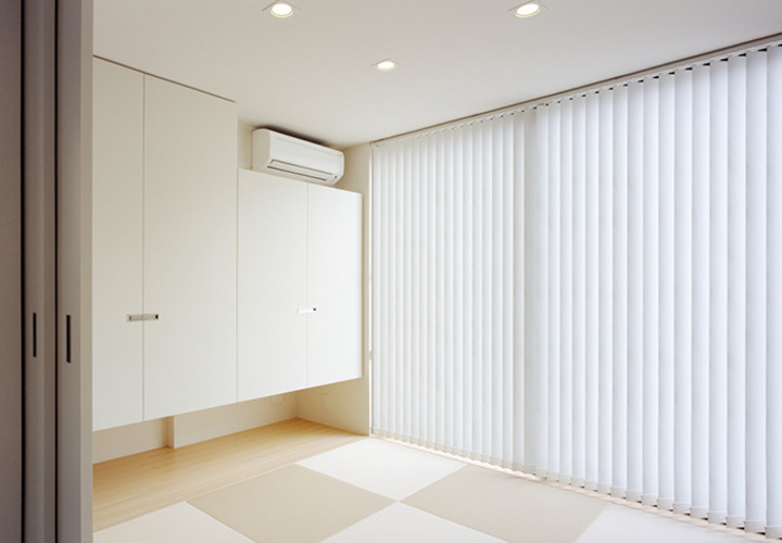 淡い色合いのモダンな和室