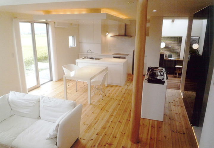 自然素材の優しいLDK