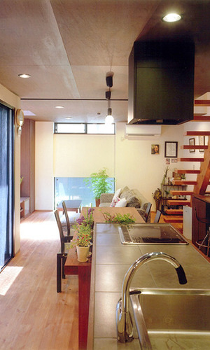 シンプルでスタイリッシュなキッチン