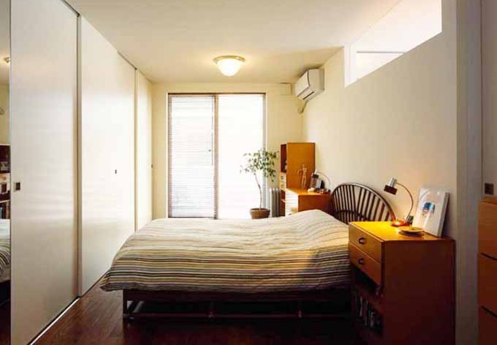 ナチュラルな雰囲気のベッドルーム