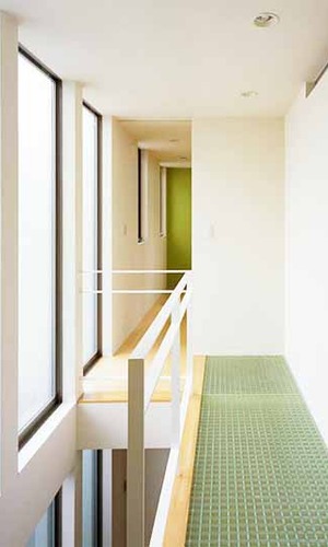 日当りがいい階段スペース