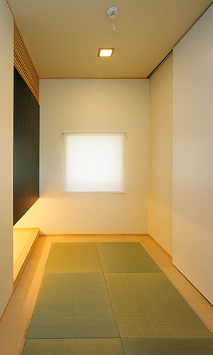 落ち着いた雰囲気の和室