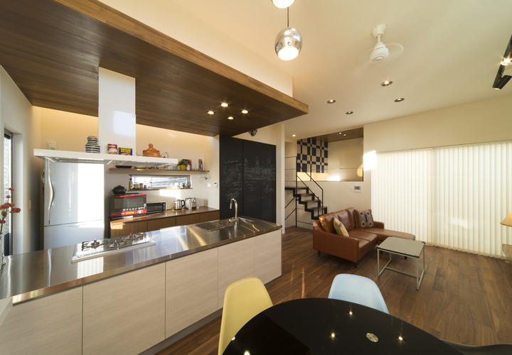 全てのものがこだわり抜かれ、お洒落なデザイナーズカフェのような居心地のよいLDK