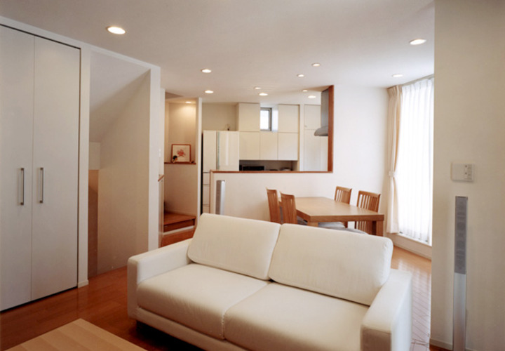 形状を巧みに利用したリビング