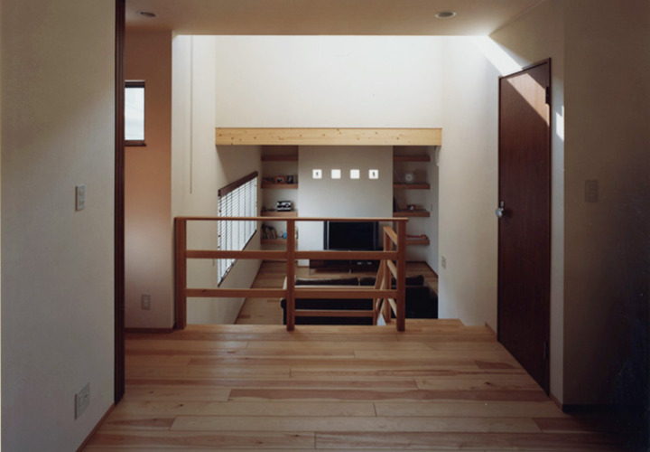 リビングを見下ろすフロア