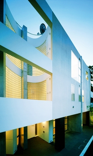 長屋形式のコーポラティブハウス