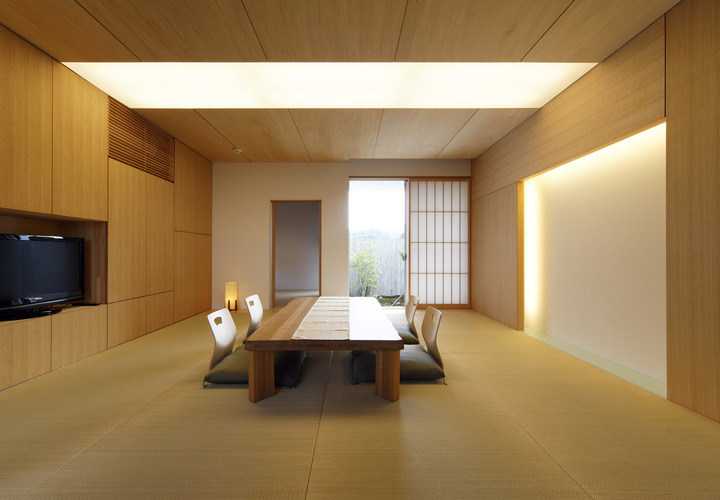 坪庭設えた、もてなし空間となる座敷