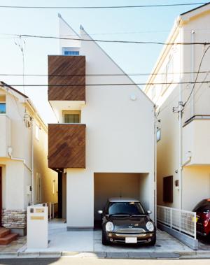 光を捉える狭小住宅