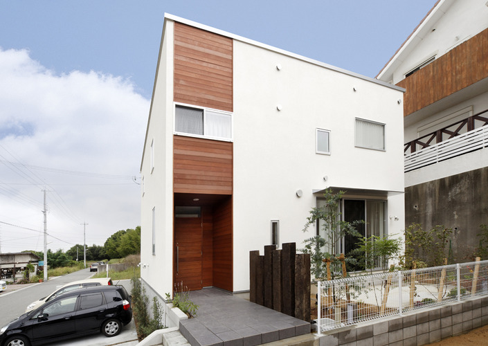 窓のむこうに窓がある家