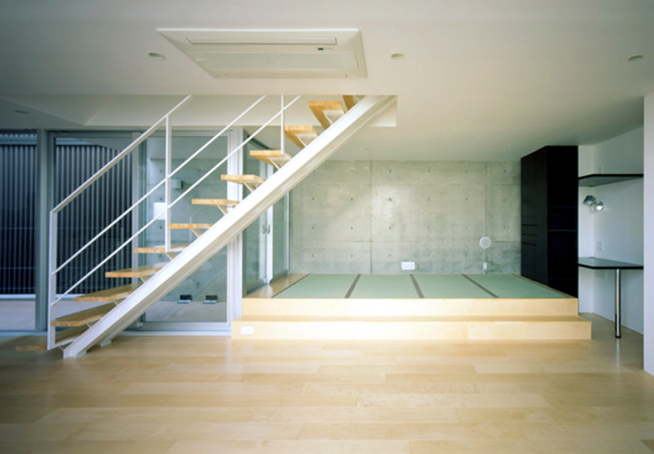 リビング隣接する仏間