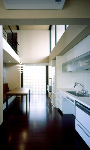 車椅子で利用するキッチン