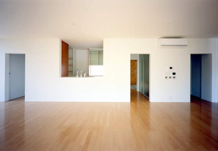 太陽光・エコキュート・IHヒーター・床暖房を採用