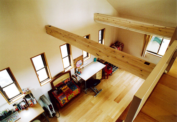 最高に楽しい子供の遊び場になる、高さのあるロフト