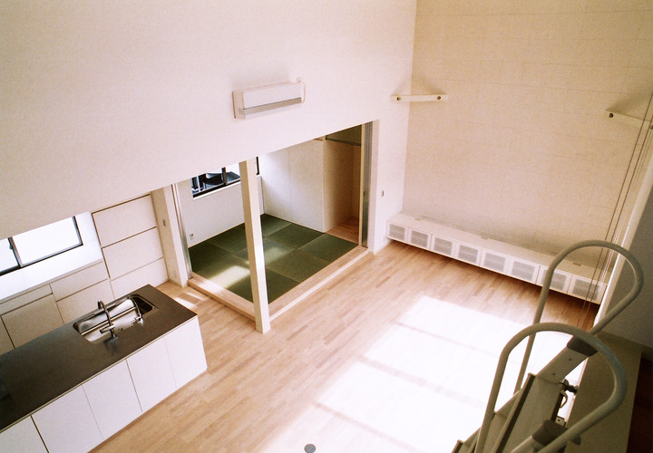 ４メートルの天井高をもつ、開放感で溢れているＬＤＫ＋和室