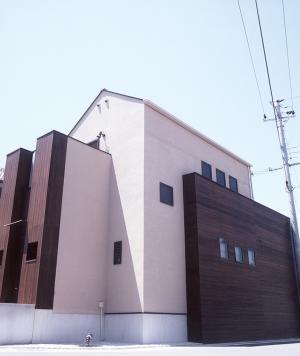 木が香る和風モダン住宅