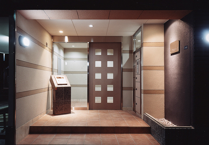 手元の明るさを求めつつ、照度は抑えめにしたダウンライト