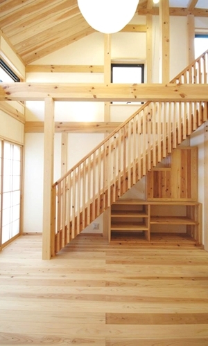 リビングの階段