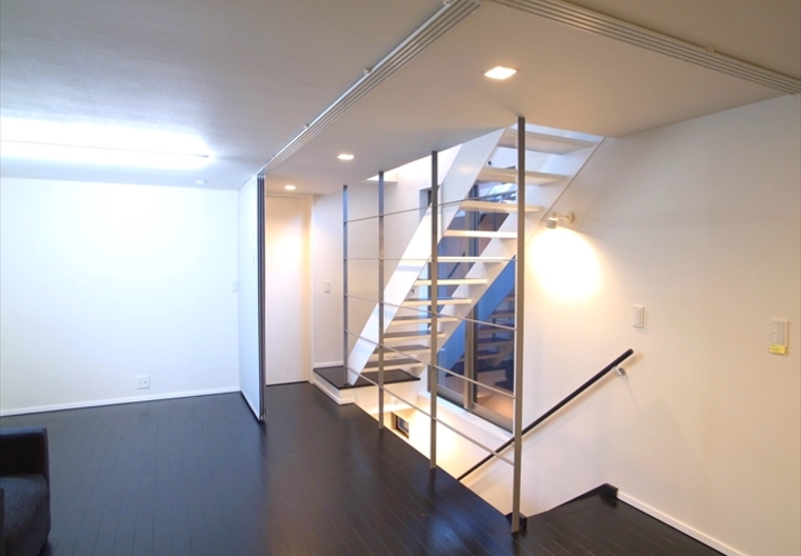 可動式の間仕切りがあるスペース