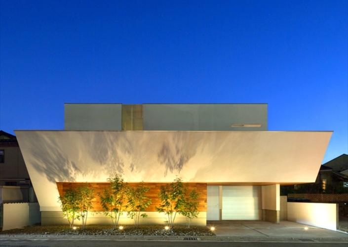 A2house [shell house]