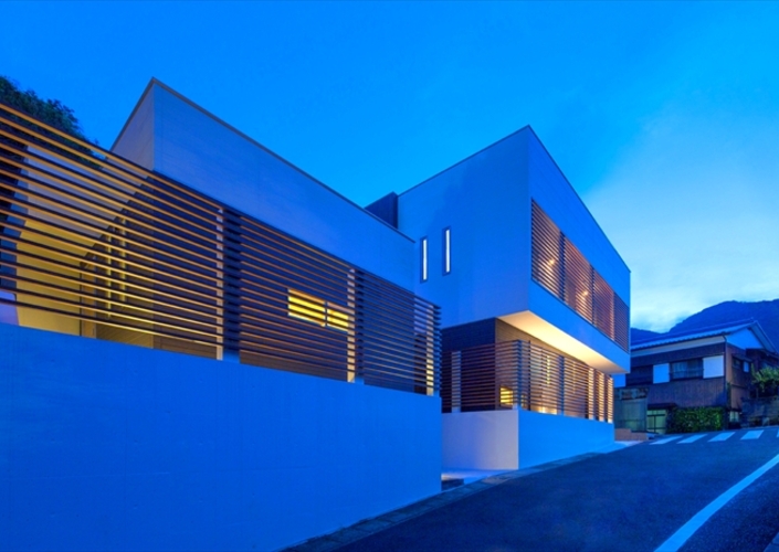 Y2-Y3-house [縦と横の家]