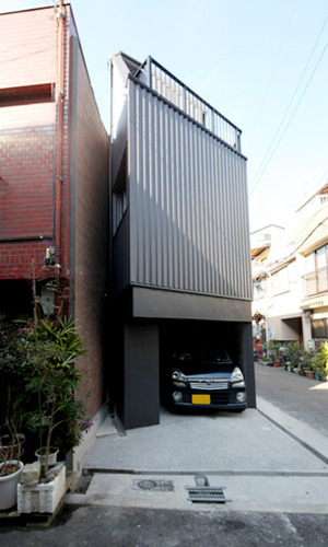 狭小住宅でも駐車場つき