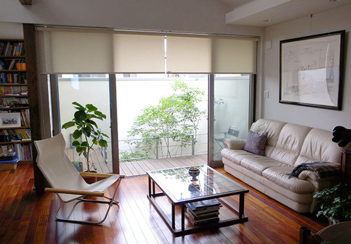 落ち着いた雰囲気の2階居室