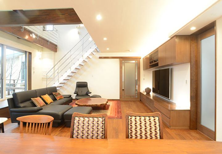 見通しの良い広々リビング