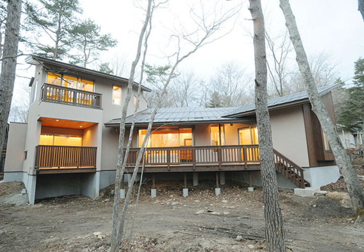 落ち着いた雰囲気の外観