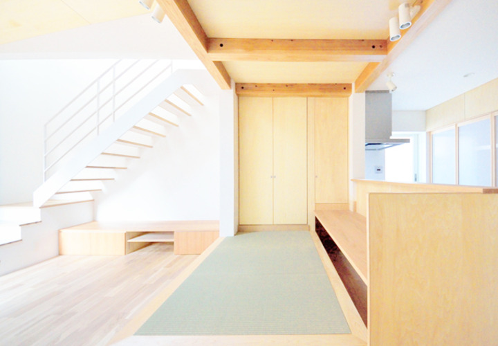 1段高いタタミスペース