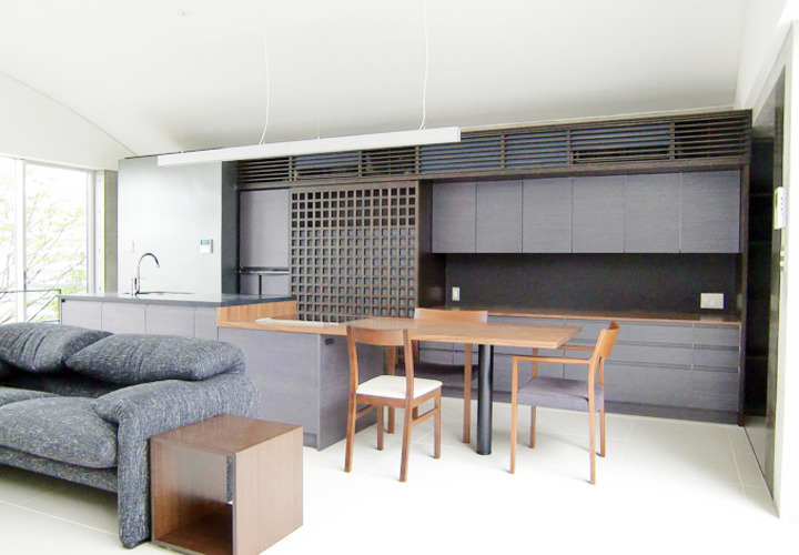 キッチンとダイニング