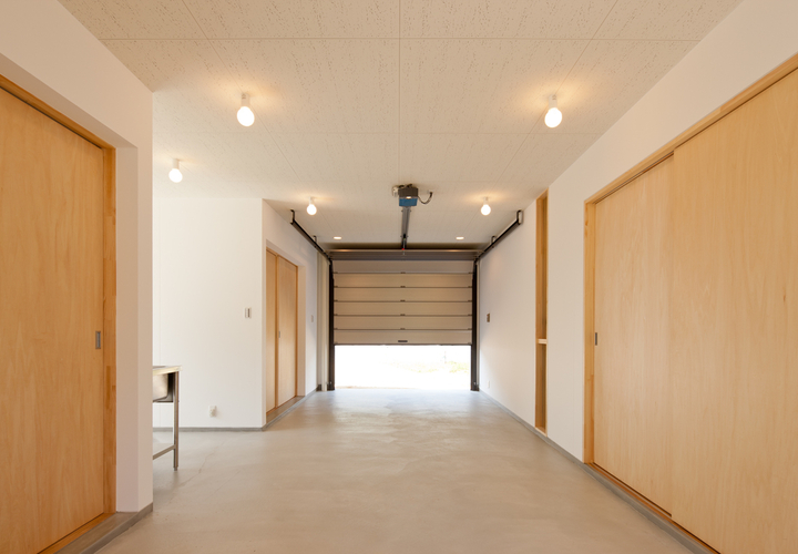 ガレージ兼創作室2